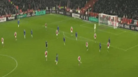 曼联引援遇阻，高额薪资影响引援，德里赫特拜仁压力重重